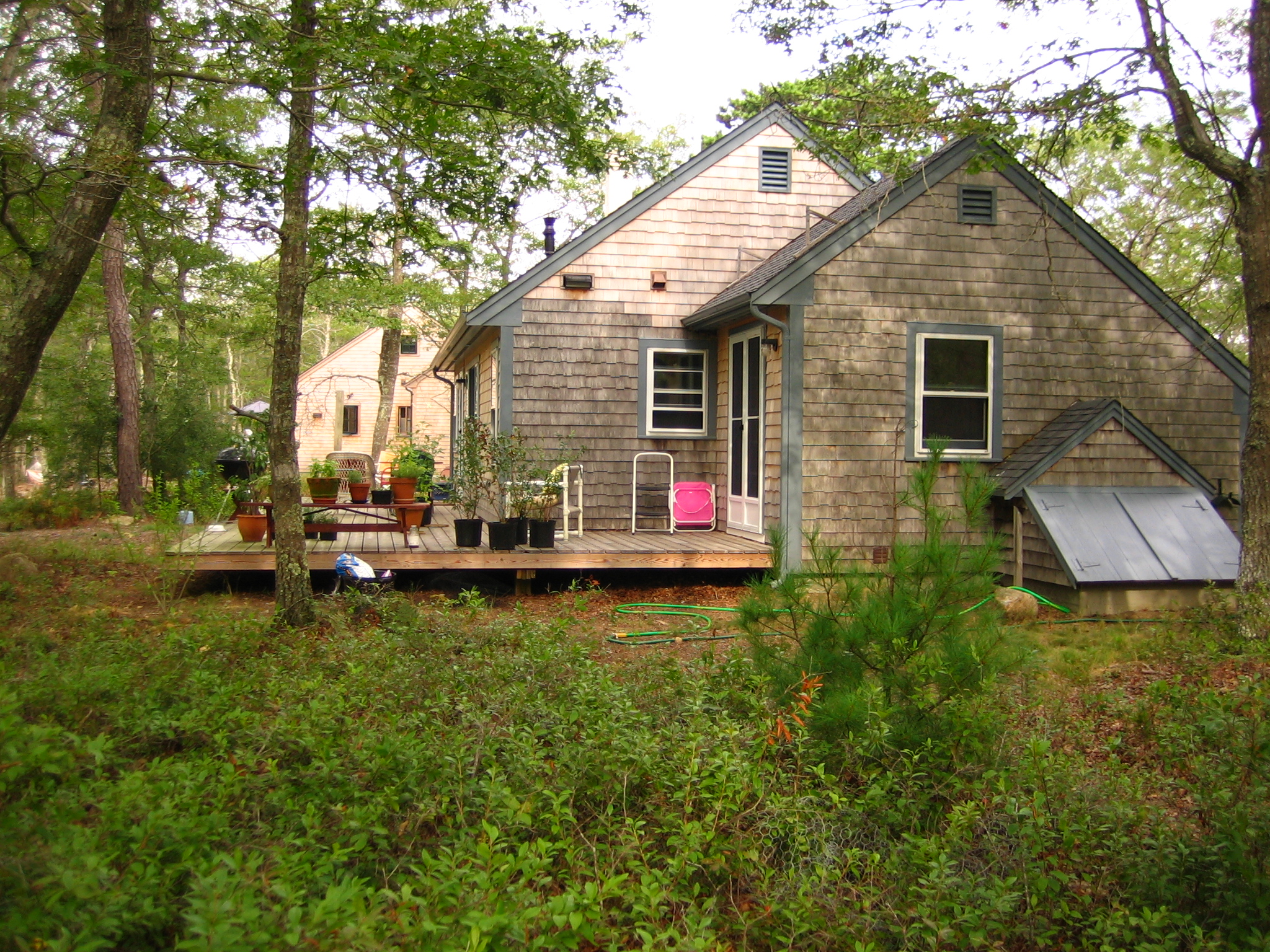 Land & Homes Island Housing Trust